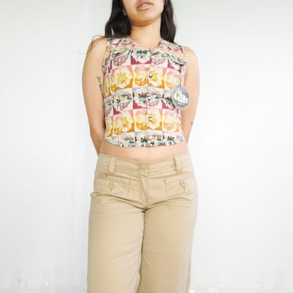 chalequito estilo top - Imagen 3