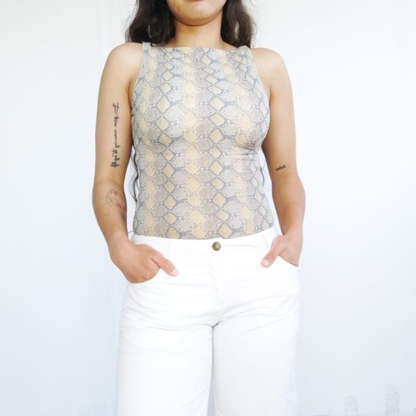 top estampado - Imagen 3