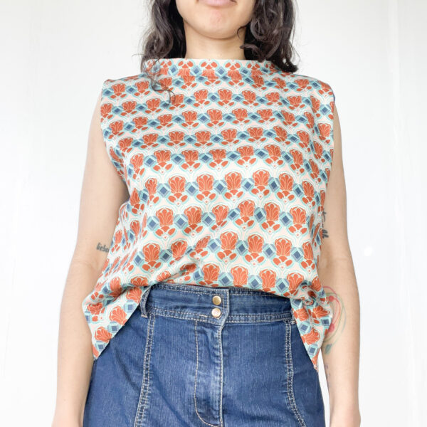 Musculosa con cuello