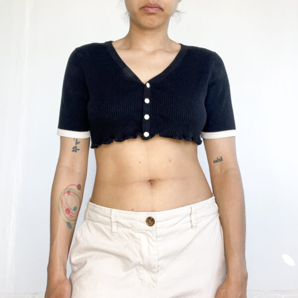 Crop top negro SALE - Imagen 4