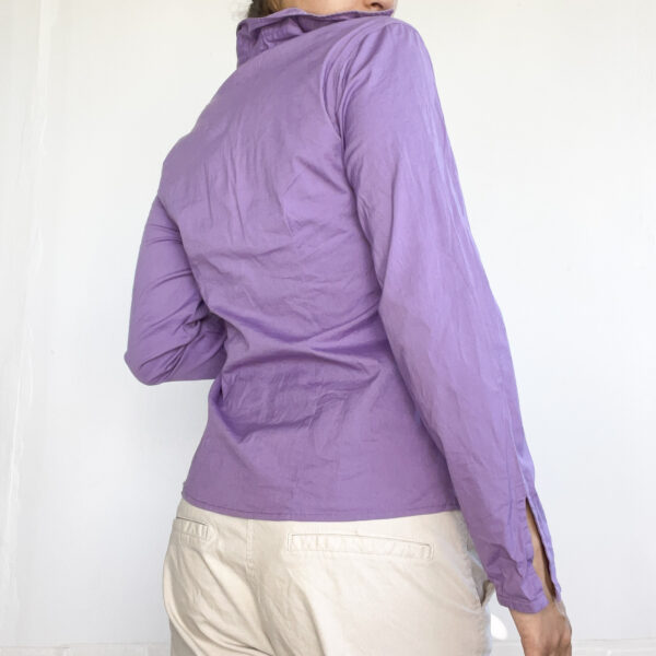 camisa lila SALE - Imagen 4