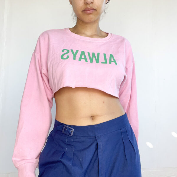 Buzo crop SALE - Imagen 5