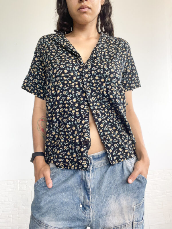 camisa floreada SALE