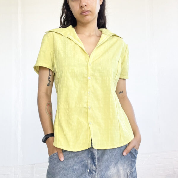 camisa amarilla SALE
