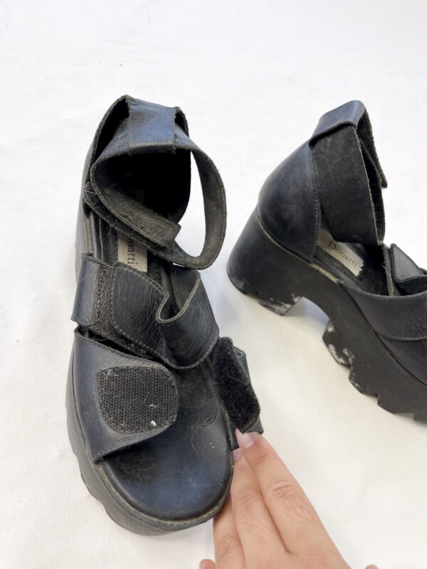 sandalias negras SALE - Imagen 4