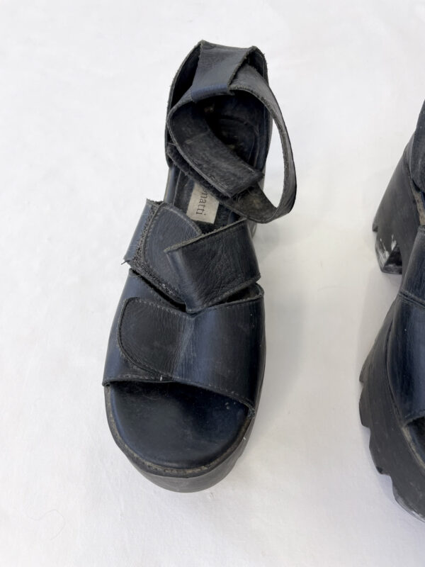 sandalias negras SALE - Imagen 6