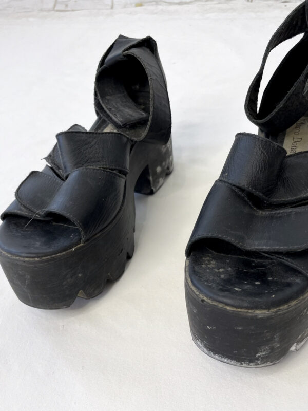 sandalias negras SALE