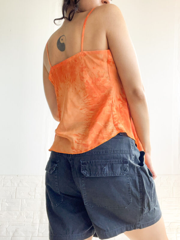 top asimetrico naranja - Imagen 2