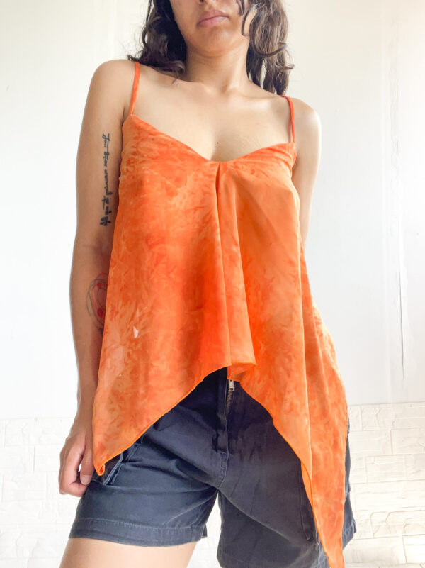 top asimetrico naranja - Imagen 5