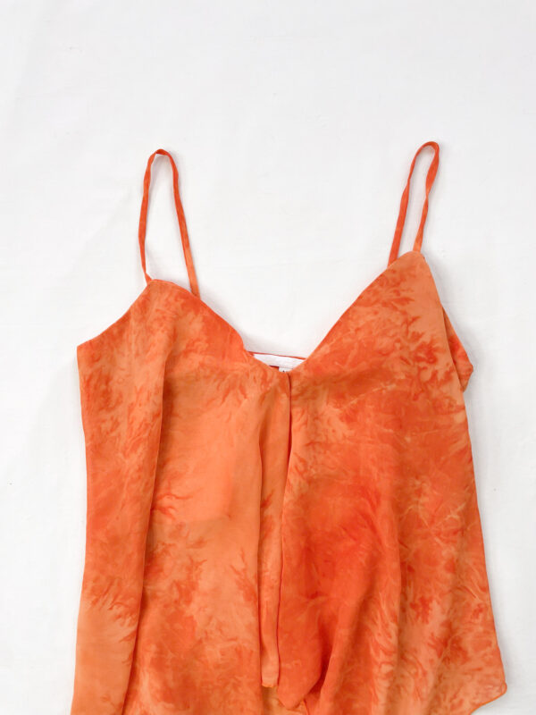 top asimetrico naranja - Imagen 9