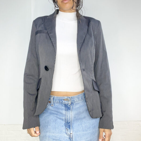 conjunto blazer y pantalón de vestir - Imagen 2