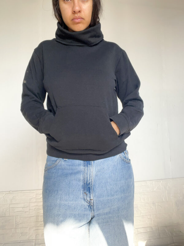 buzo de algodón negro