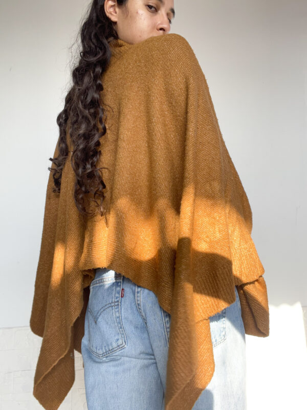 Poncho con cuello - Imagen 6