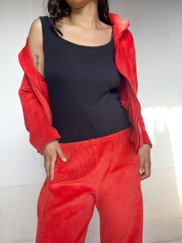 conjunto sport rojo
