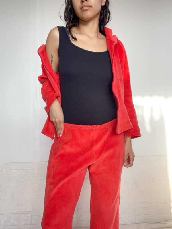 conjunto sport rojo - Imagen 14
