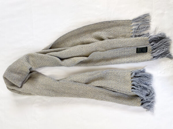bufanda gris - Imagen 7