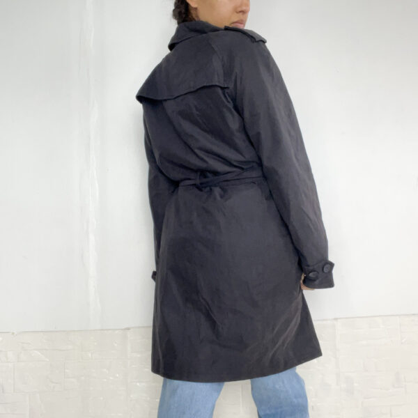 trench gris - Imagen 6