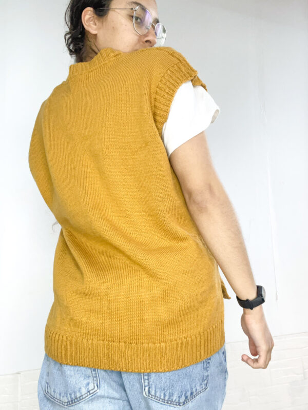 chaleco mostaza SALE - Imagen 5