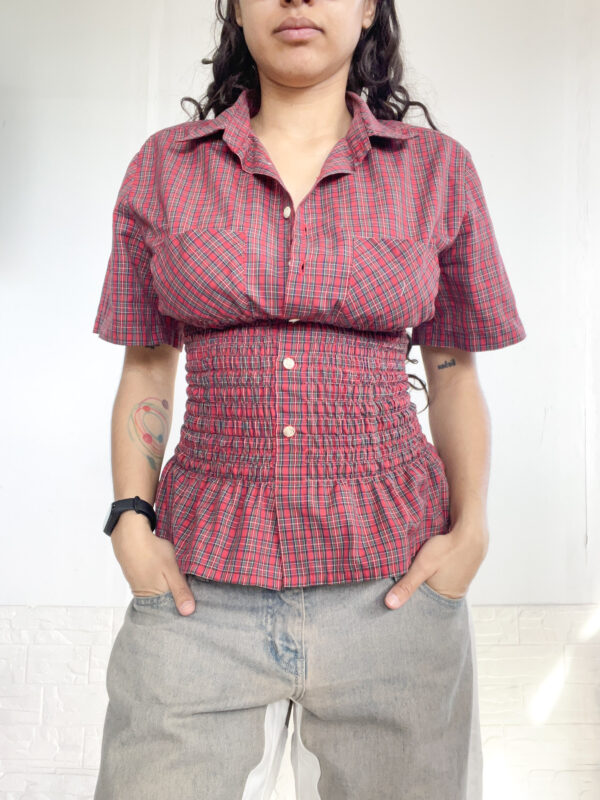 camisa elastizada reworked - Imagen 2