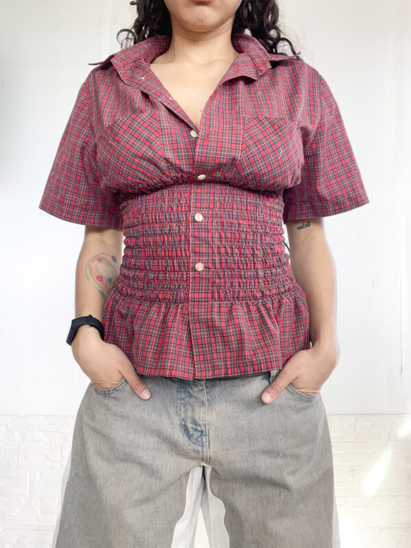 camisa elastizada reworked - Imagen 5