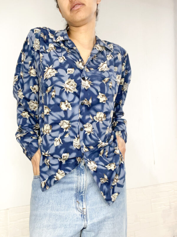 Camisa estampada azul SALE