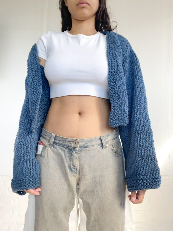 saco crop tejido reworked - Imagen 12