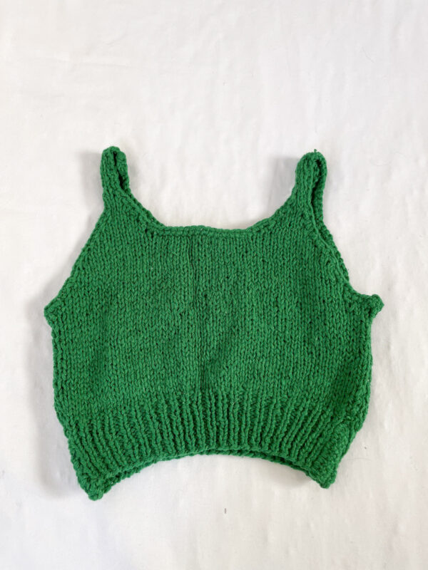 top tejido verde reworked - Imagen 4