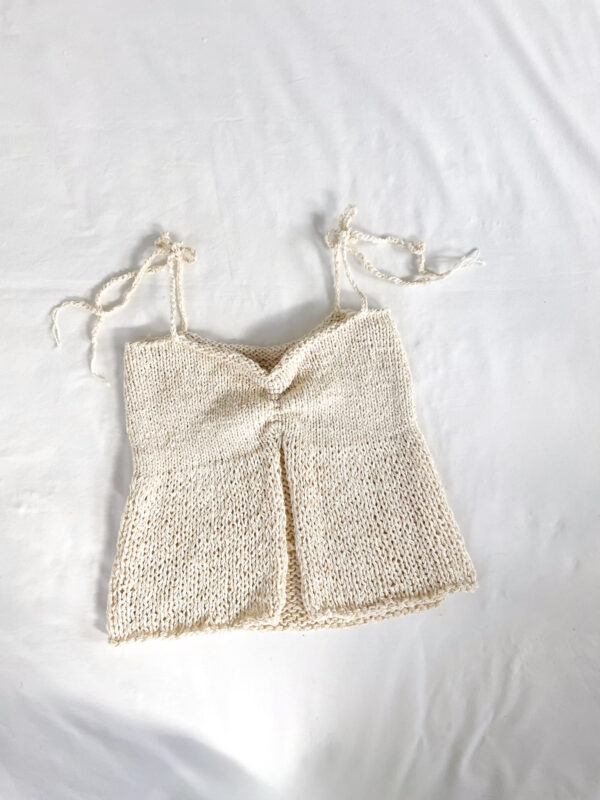 top tejido blanco reworked - Imagen 2