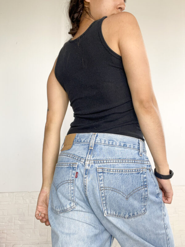 musculosita negra - Imagen 6