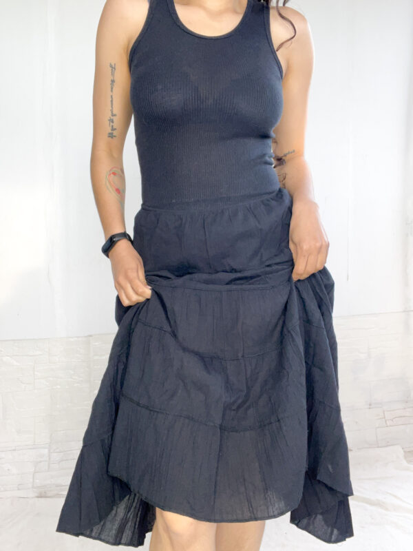 Pollera midi negra - Imagen 6
