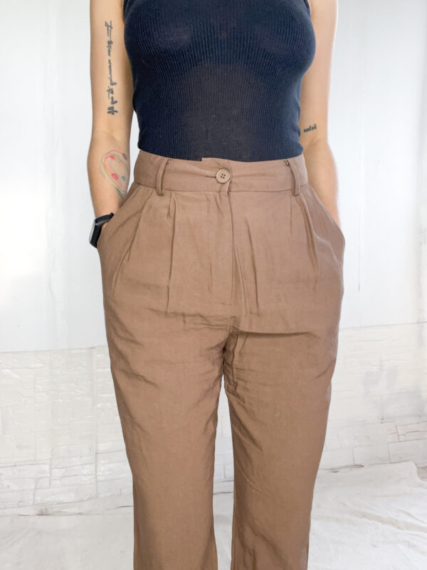 Pantalón de vestir marrón - Imagen 7