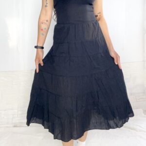 Pollera midi negra