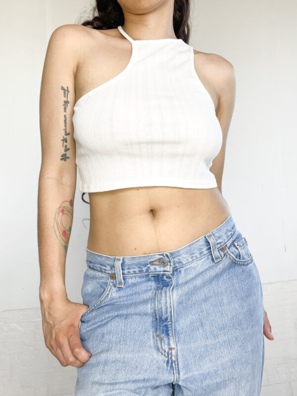 crop top blanco