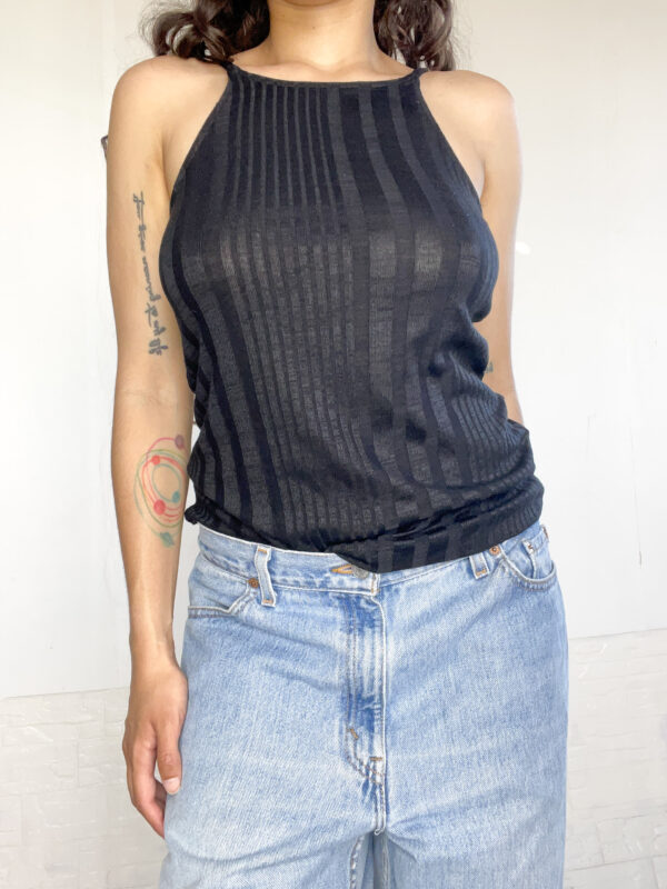 musculosita negra - Imagen 6