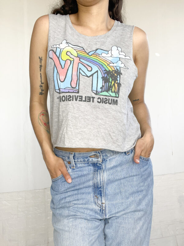 muscu estampada gris - Imagen 2