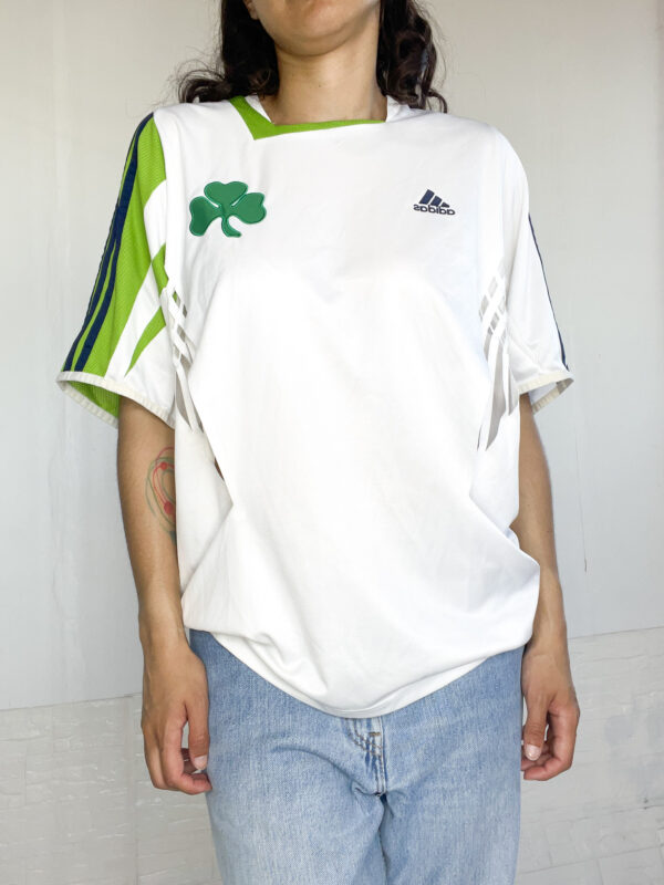 camiseta adidas
