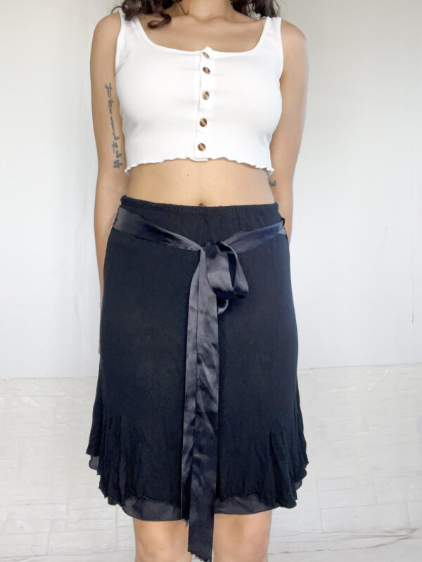 Pollera negra - Imagen 4