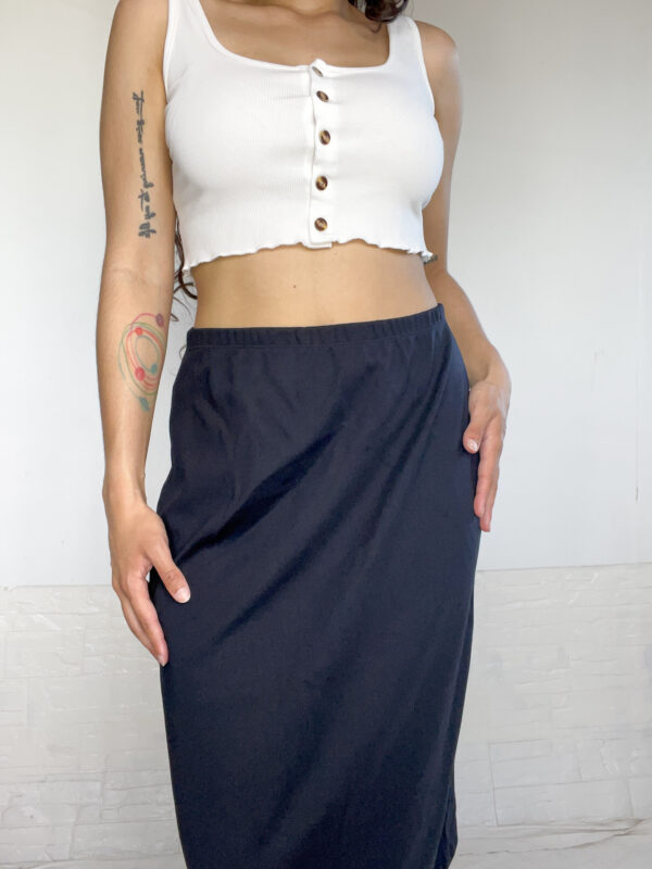 Pollera negra - Imagen 7