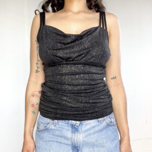 top negro con brillos
