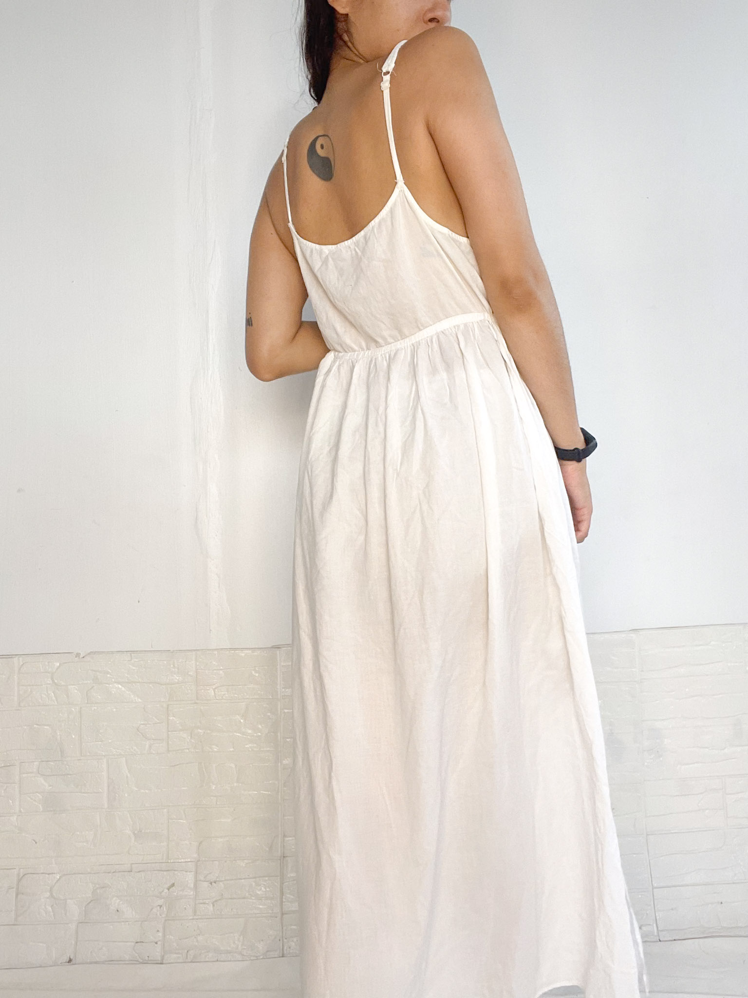 vestido blanco fluido - Imagen 7
