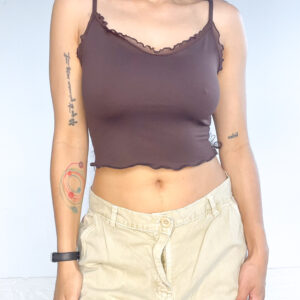 crop top marrón