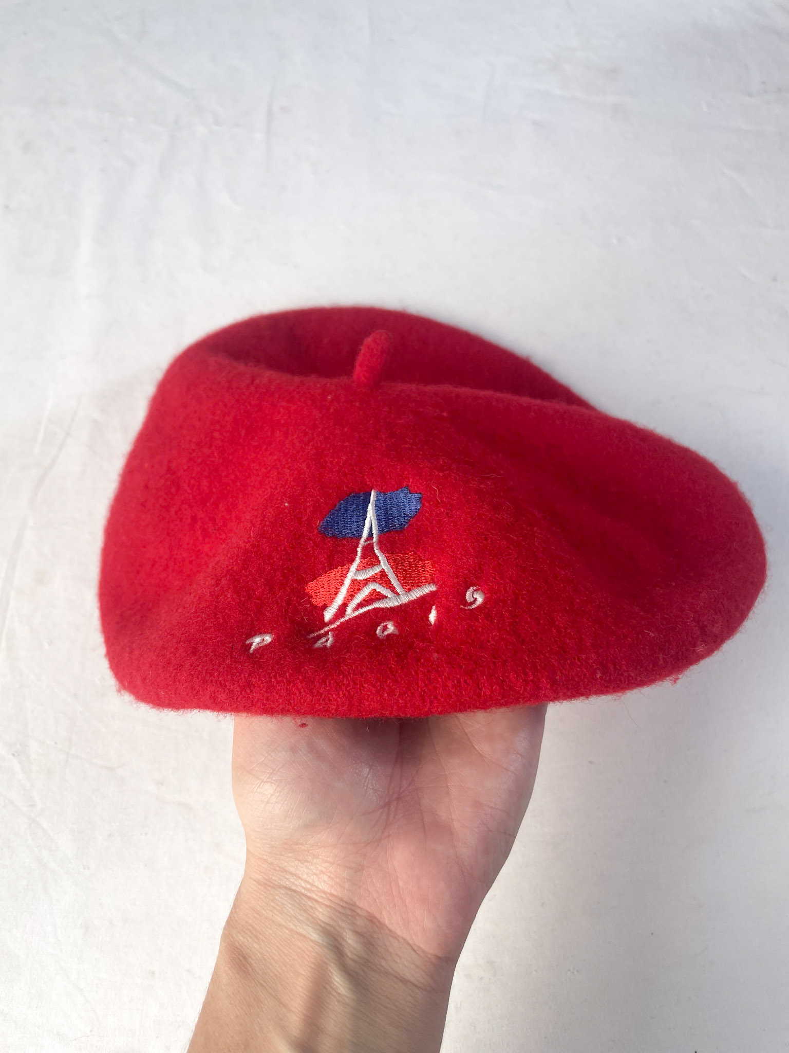 boina roja SALE