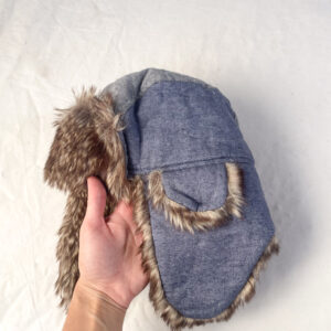 gorrita peludita SALE